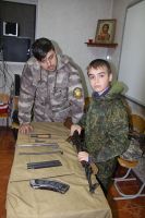 Занятие по начальной военной подготовке к службе в Российской армии