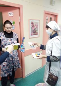 Сестры посетили детскую областную больницу