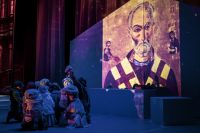 Продолжаем традицию благотворительных спектаклей!