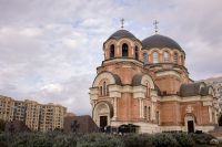 Продолжаем традицию благотворительных спектаклей!