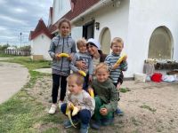 Продолжаем традицию благотворительных спектаклей!