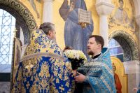 Введения во храм Пресвятой Богородицы Введения во храм Пресвятой Богородицы