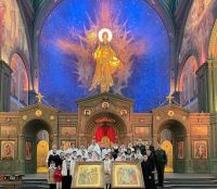 Литургия в Патриаршем соборе во имя Воскресения Христова Литургия в Патриаршем соборе во имя Воскресения Христова