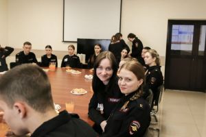 беседа отца Романа Зимина с курсантами РЮИ МВД РФ беседа отца Романа Зимина с курсантами РЮИ МВД РФ