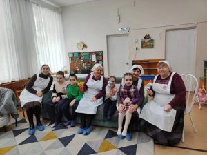 Поездка в Мясниковский центр помощи детям Поездка в Мясниковский центр помощи детям